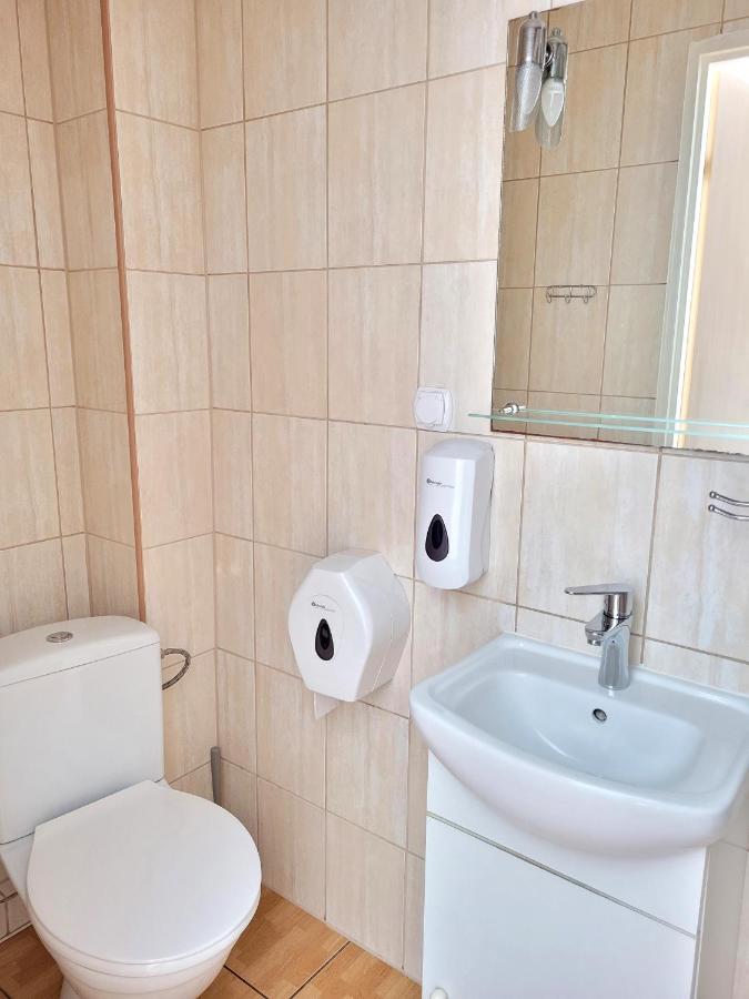 Orka Wakacje Dzwirzyno Ngoại thất bức ảnh
