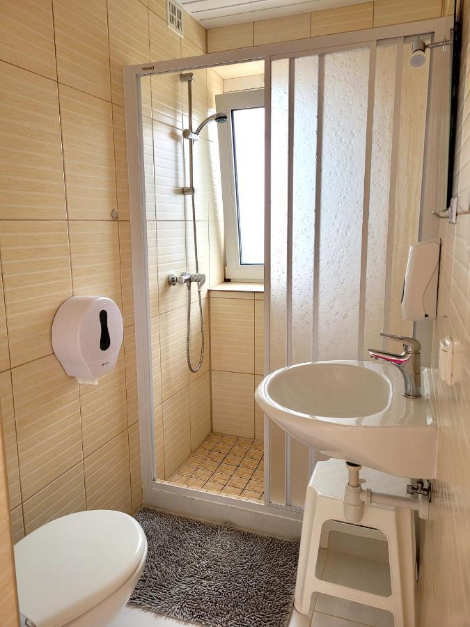 Orka Wakacje Dzwirzyno Ngoại thất bức ảnh